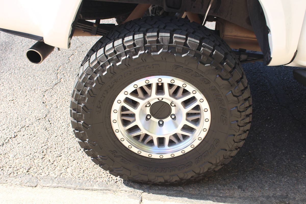 2017 Toyota Tacoma SR5 photo 46