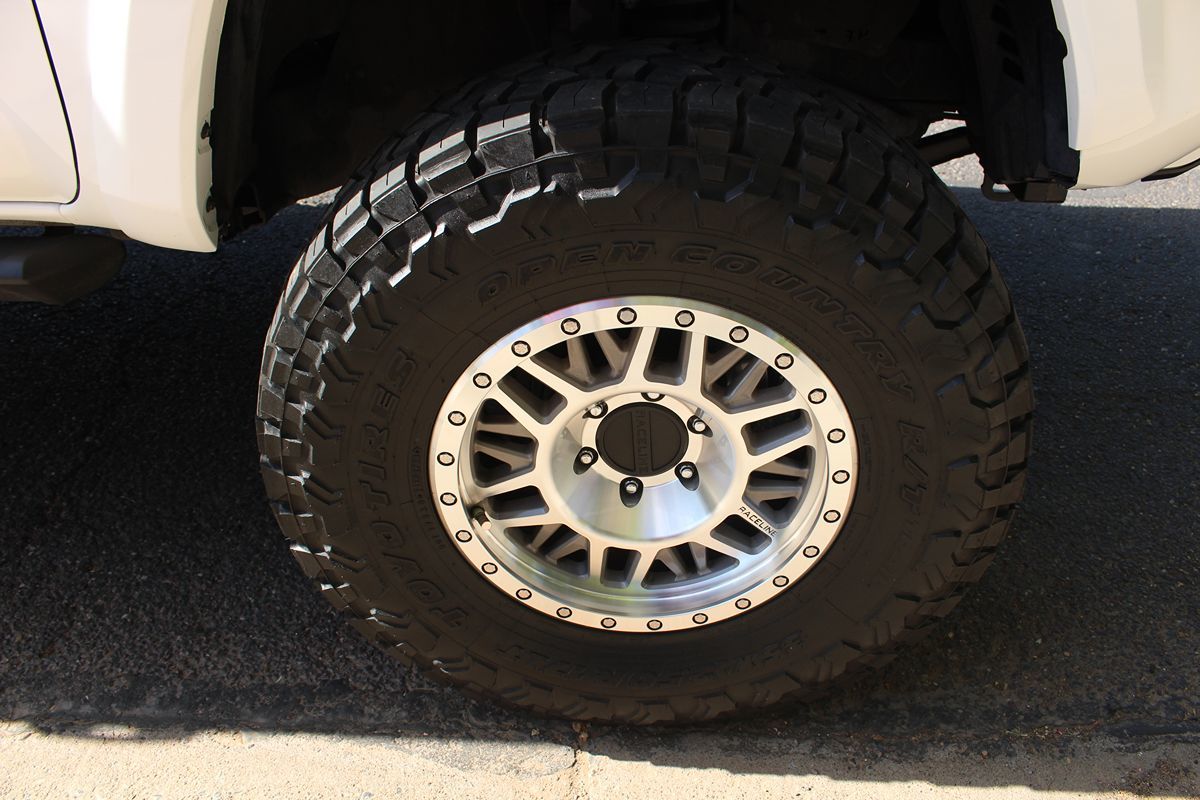 2017 Toyota Tacoma SR5 photo 45