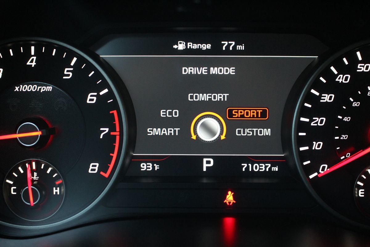 2021 Kia Stinger GT2 photo 21