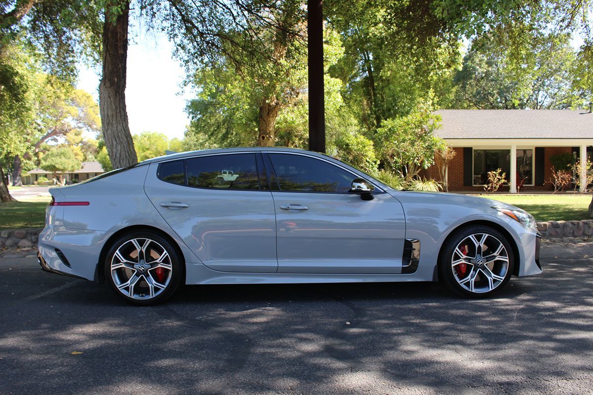 2021 Kia Stinger GT2 photo 3