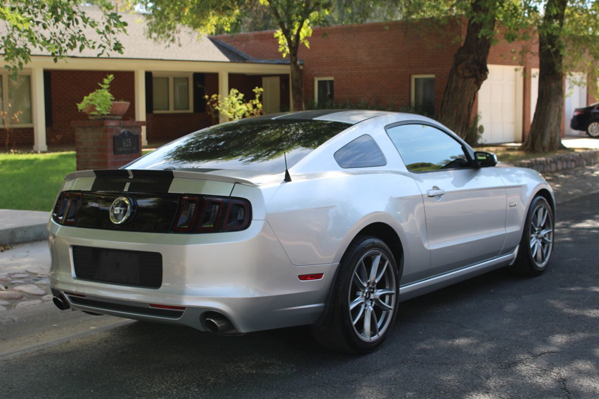 2014 Ford Mustang GT Premium photo 6