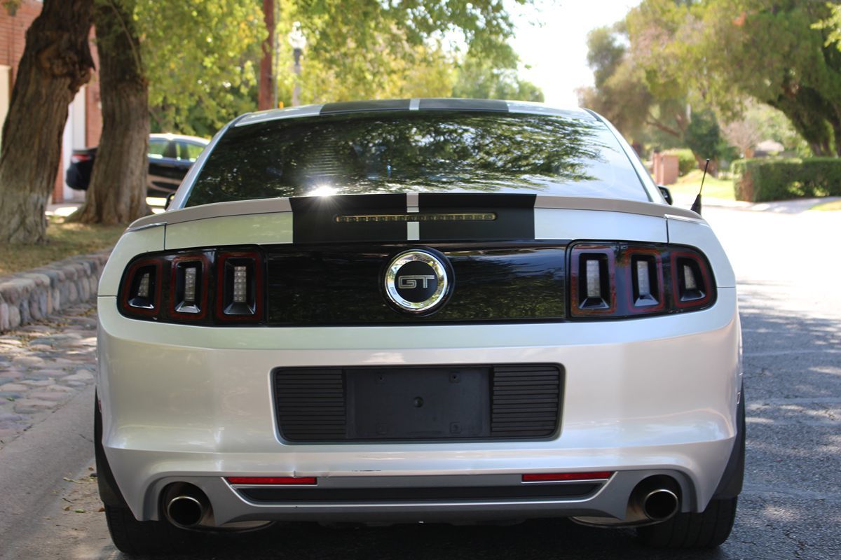 2014 Ford Mustang GT Premium photo 31