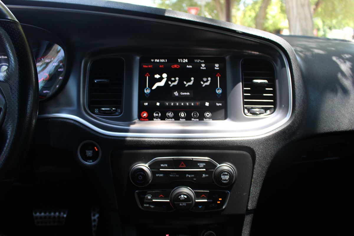 2021 Dodge Charger R/T photo 22