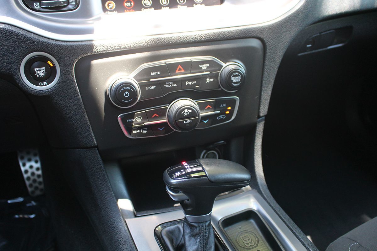2021 Dodge Charger R/T photo 26