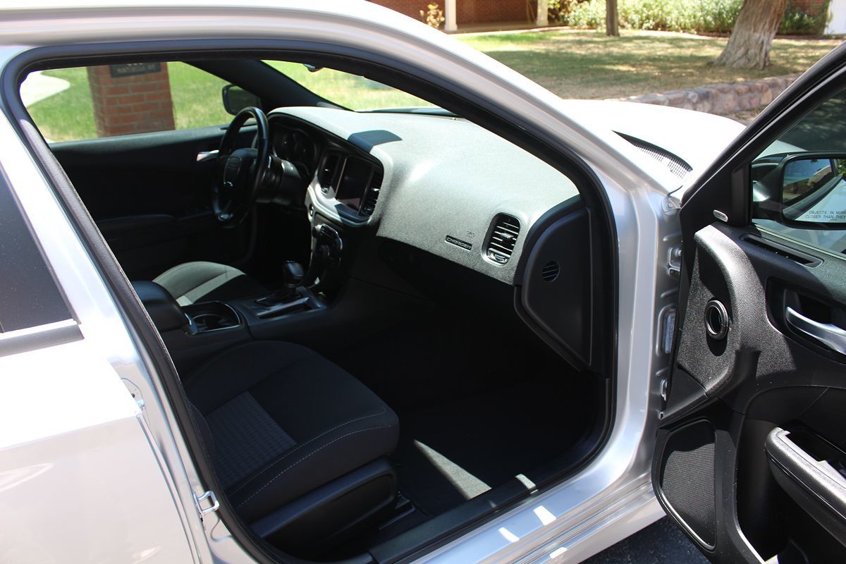 2021 Dodge Charger R/T photo 16