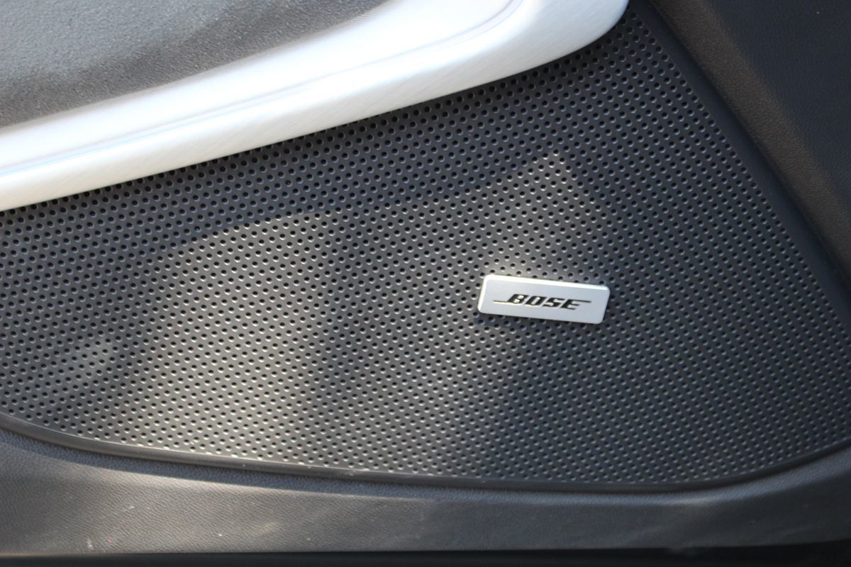 2017 Chevrolet Camaro 2SS photo 10
