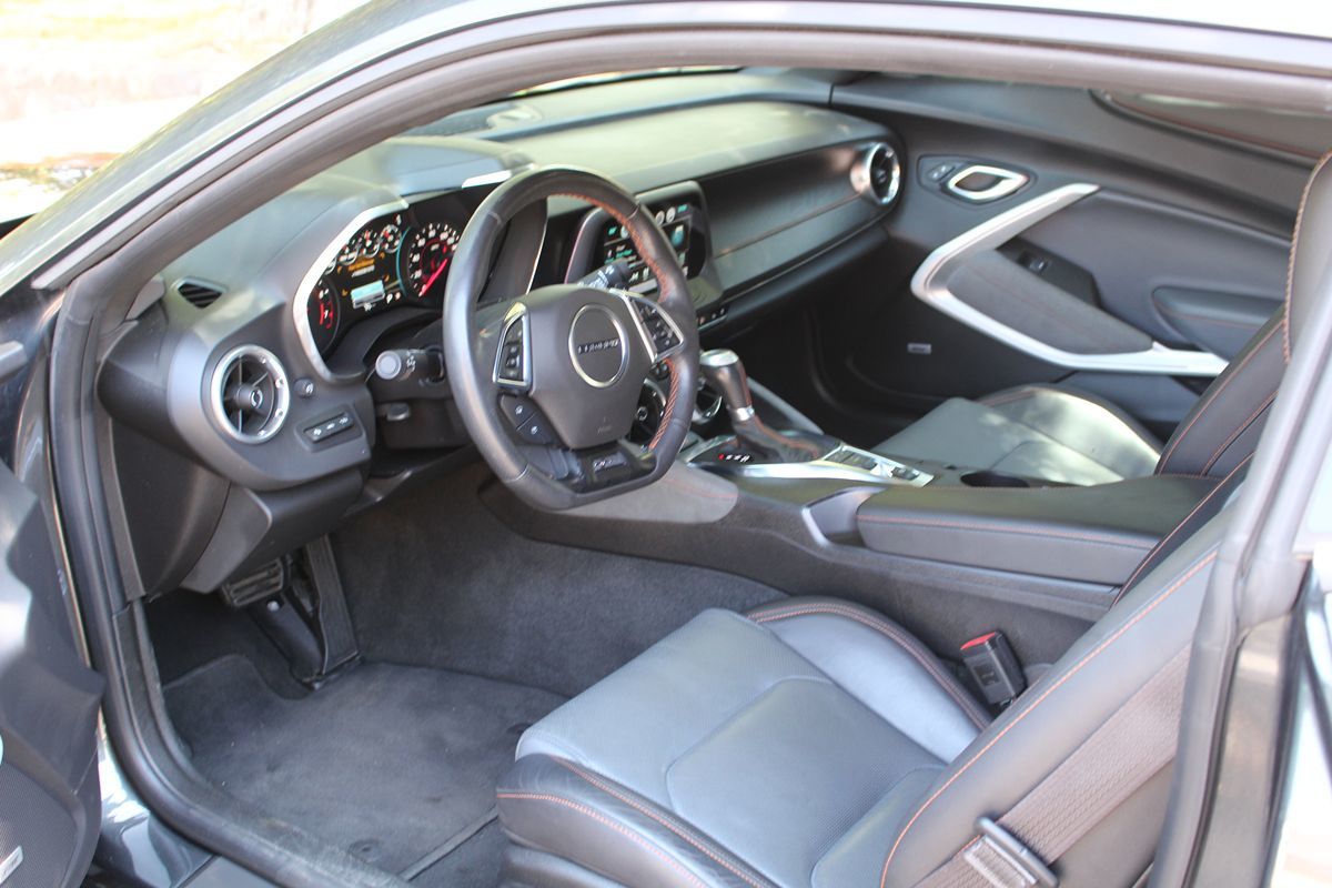 2017 Chevrolet Camaro 2SS photo 7