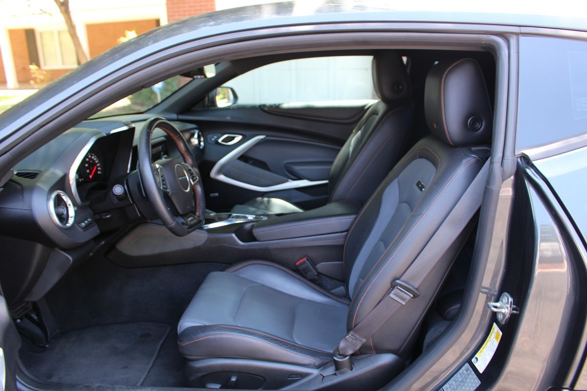 2017 Chevrolet Camaro 2SS photo 8