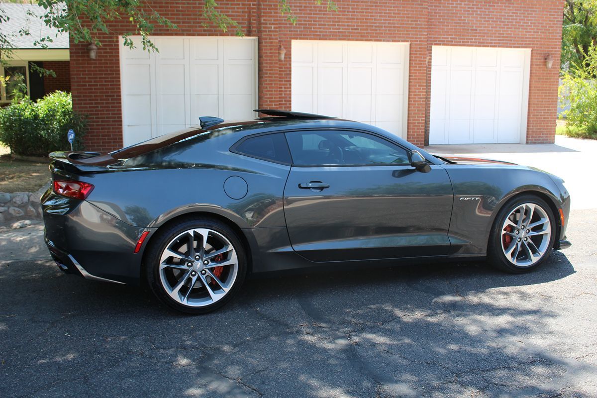 2017 Chevrolet Camaro 2SS photo 49