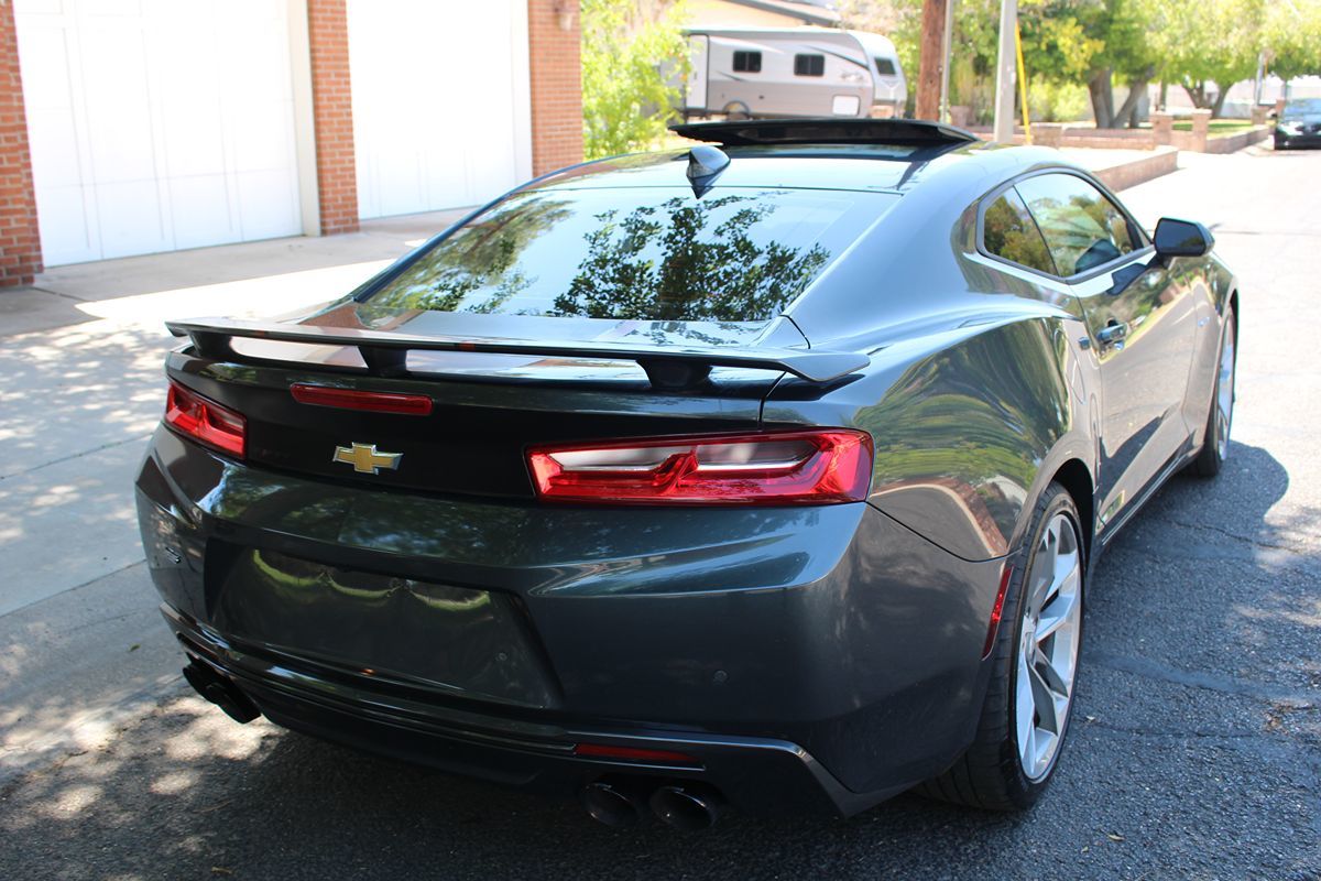 2017 Chevrolet Camaro 2SS photo 50