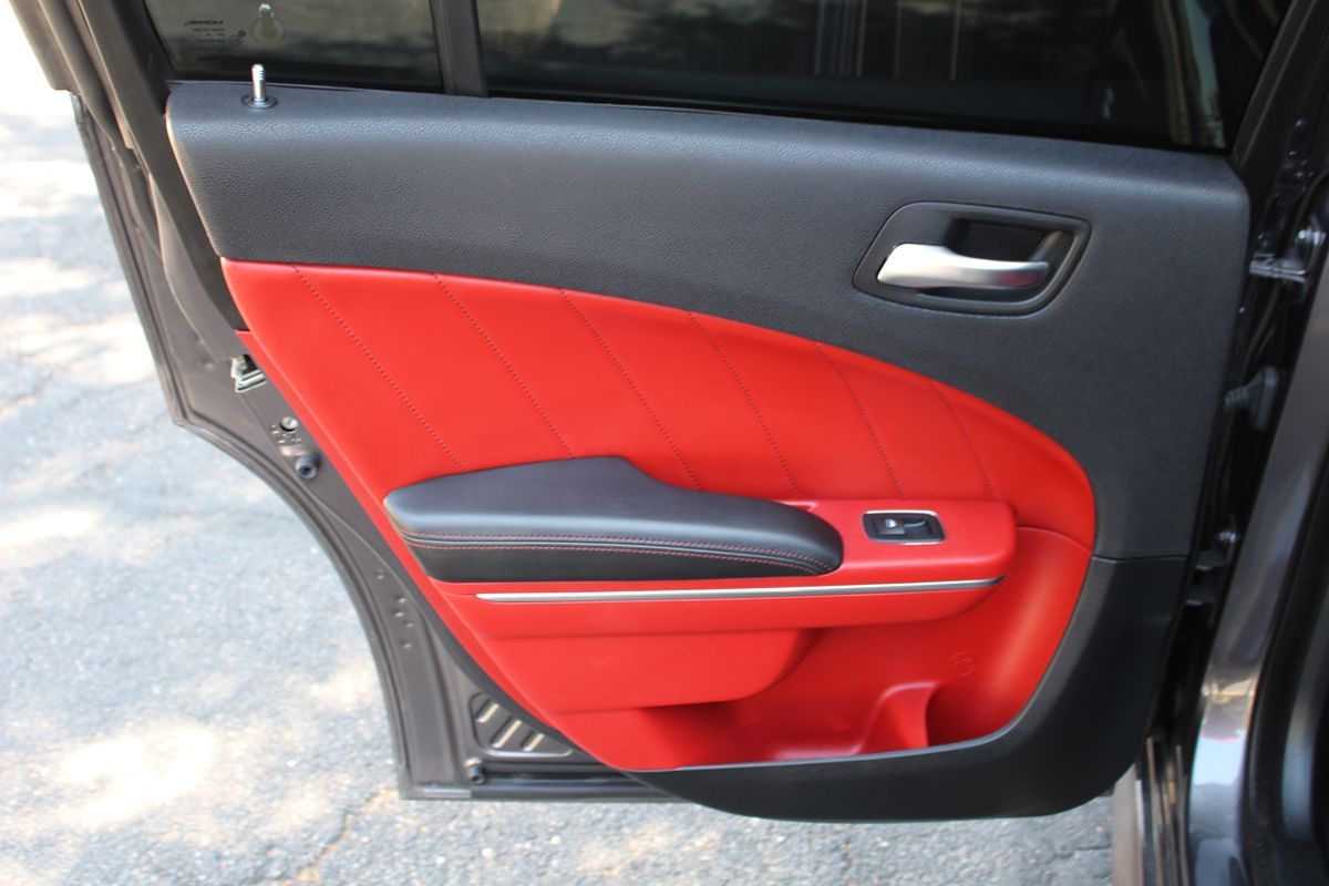 2018 Dodge Charger R/T Scat Pack photo 14