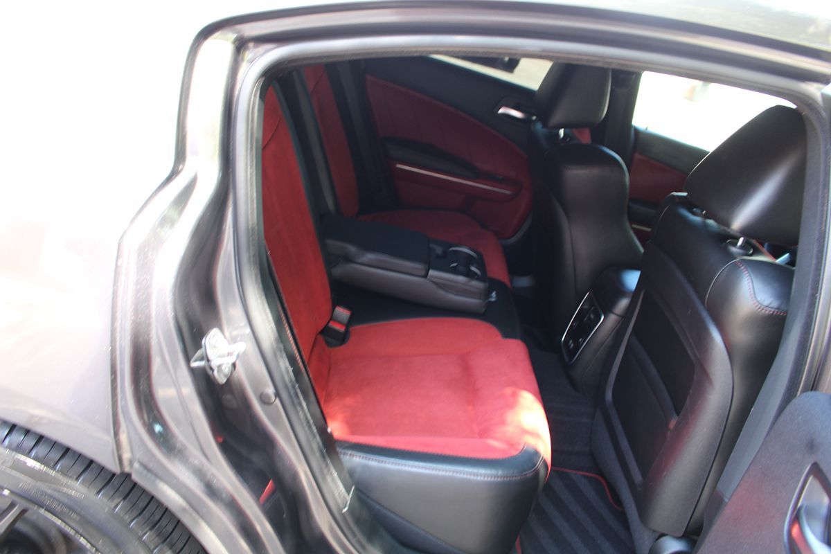 2018 Dodge Charger R/T Scat Pack photo 16