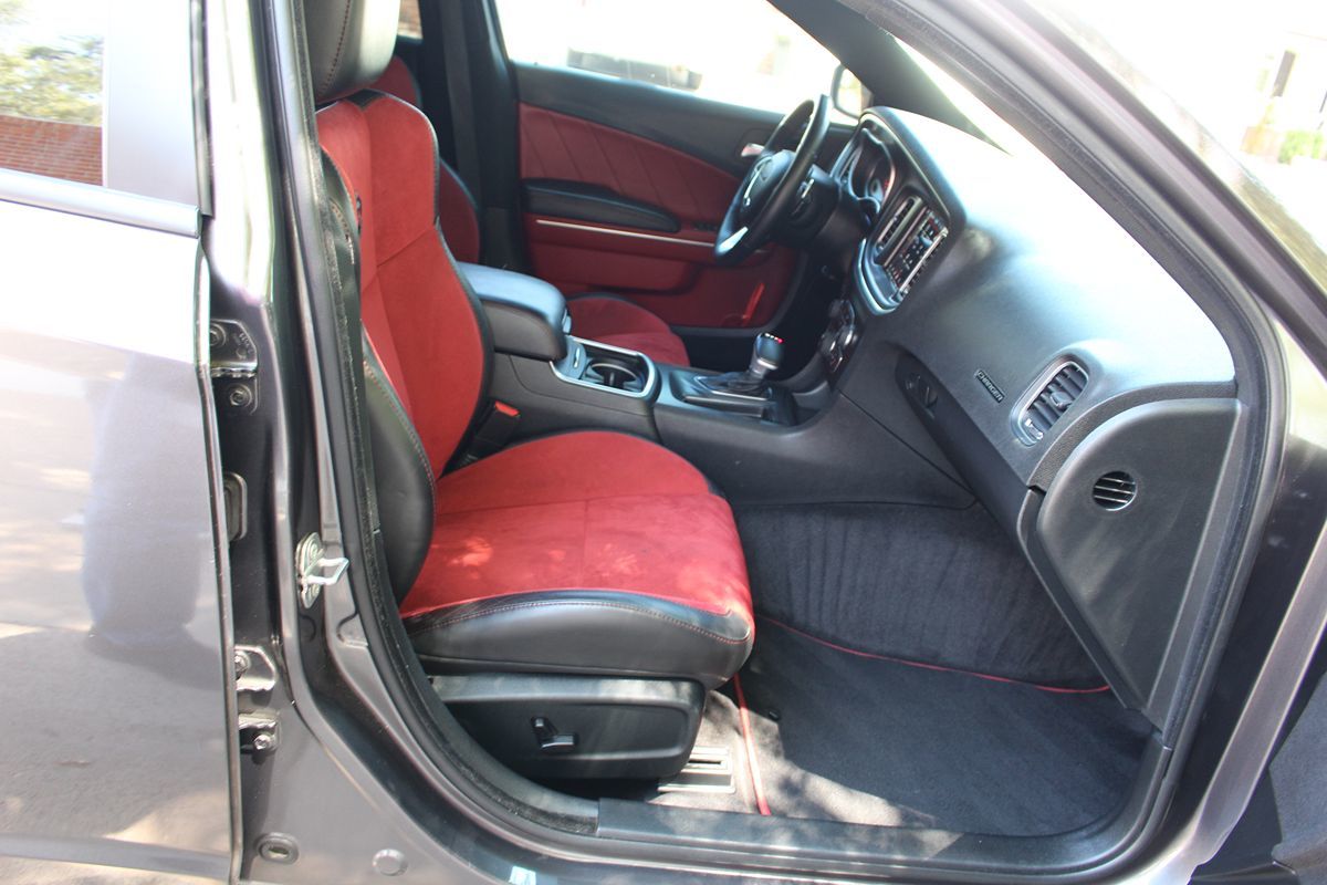 2018 Dodge Charger R/T Scat Pack photo 19