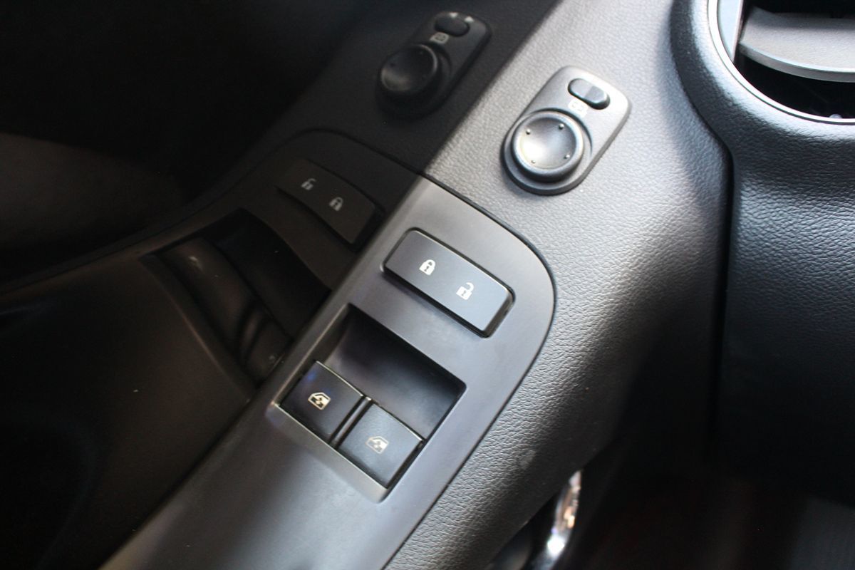 2013 Chevrolet Camaro ZL1 photo 10