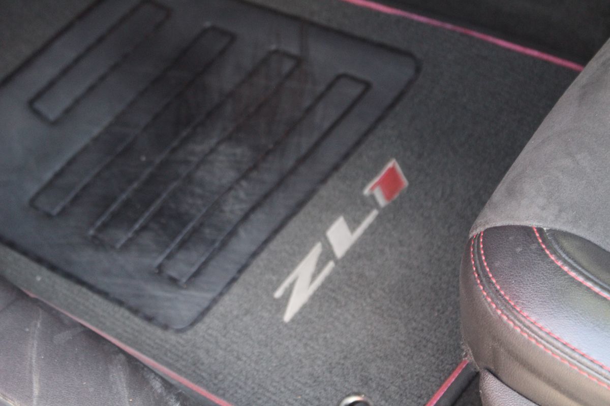 2013 Chevrolet Camaro ZL1 photo 12