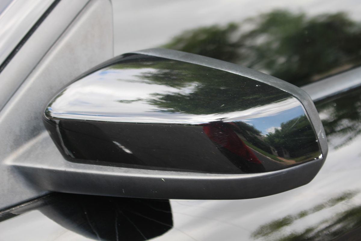 2011 Ford Mustang GT Premium photo 34