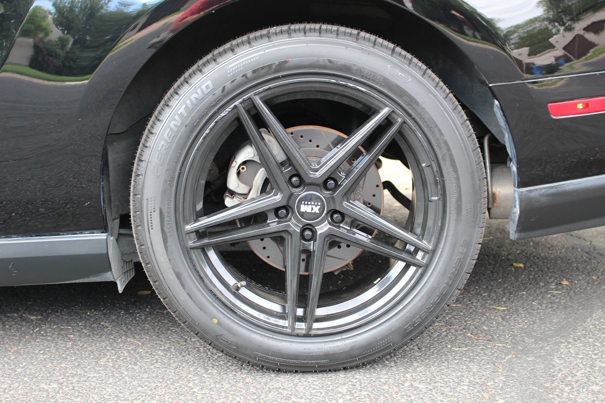 2011 Ford Mustang GT Premium photo 33