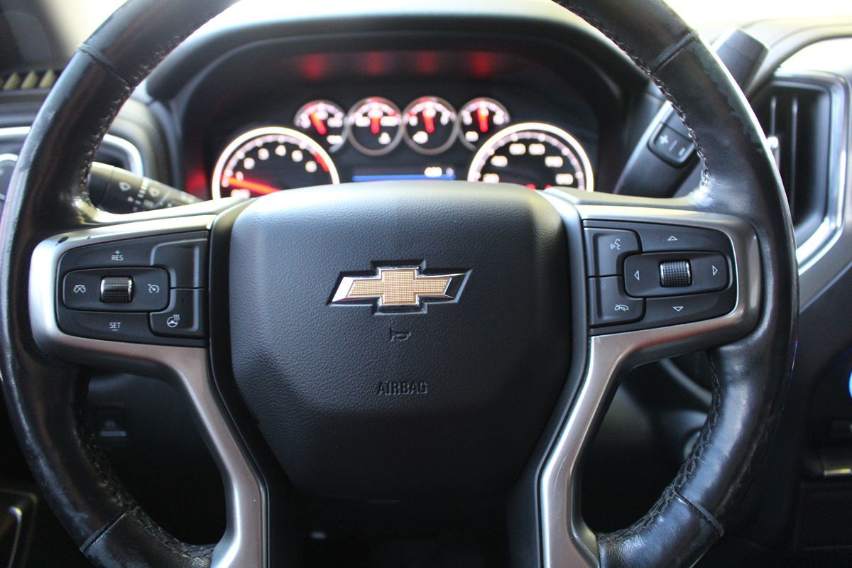 2019 Chevrolet Silverado 1500 LT photo 17