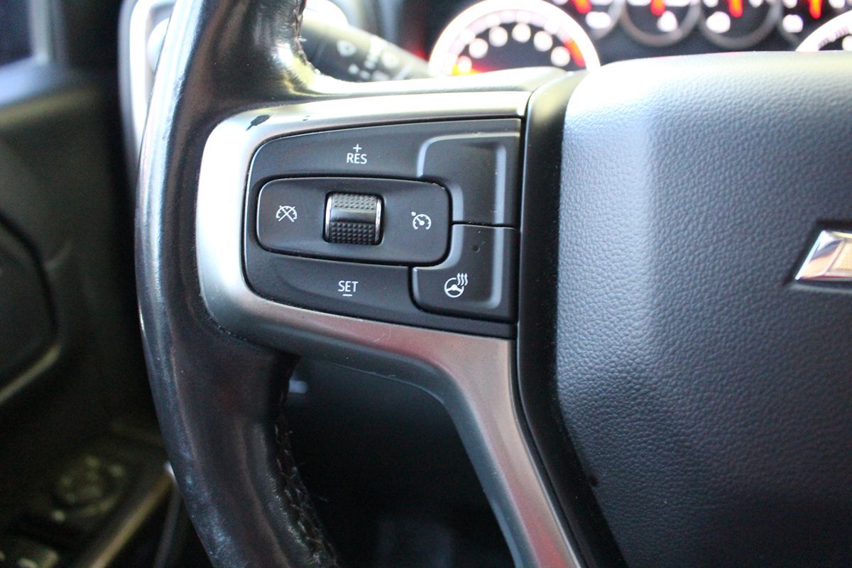 2019 Chevrolet Silverado 1500 LT photo 18
