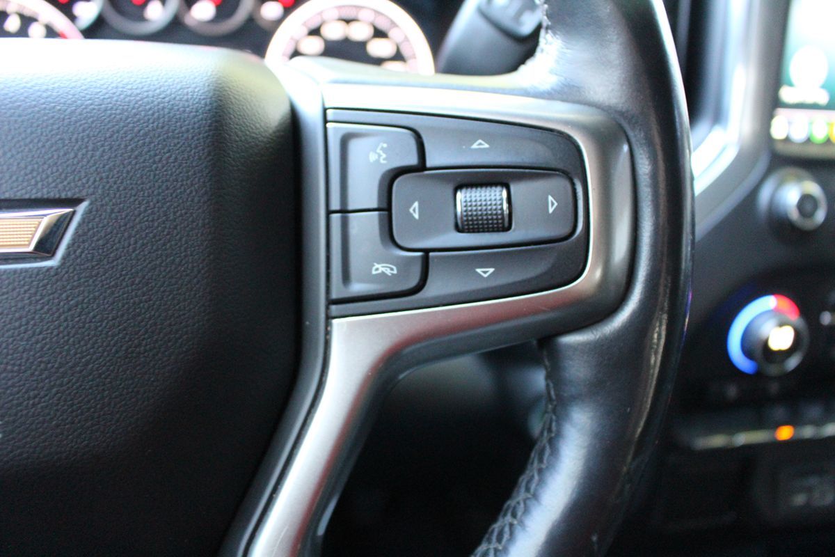 2019 Chevrolet Silverado 1500 LT photo 19