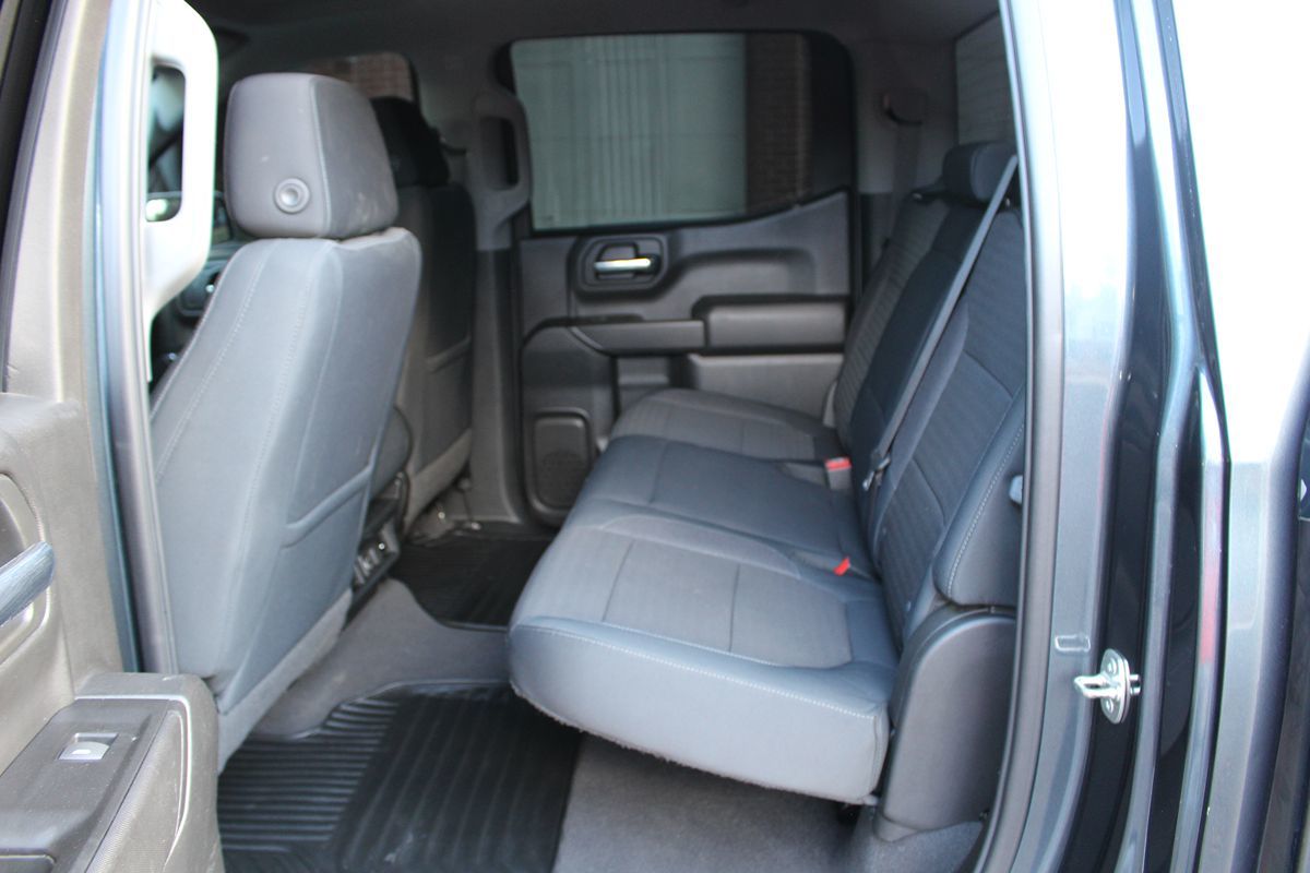 2019 Chevrolet Silverado 1500 LT photo 9