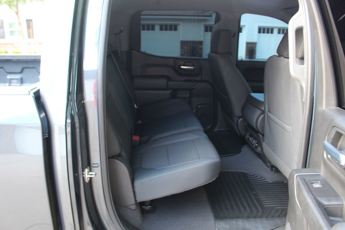 2019 Chevrolet Silverado 1500 LT photo 11