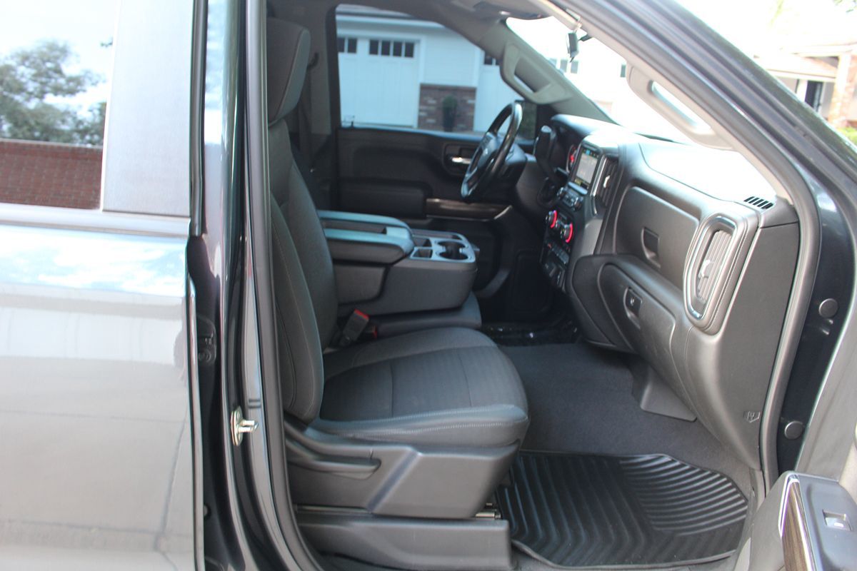 2019 Chevrolet Silverado 1500 LT photo 14