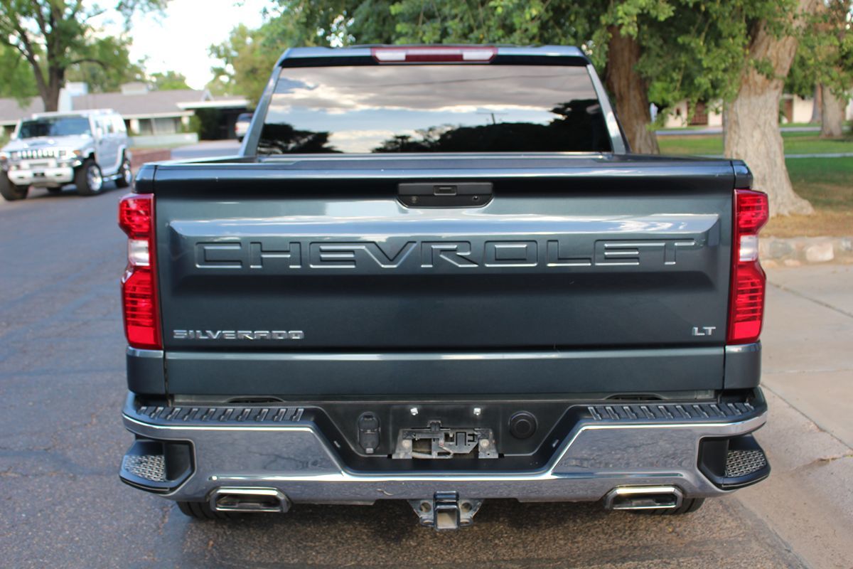 2019 Chevrolet Silverado 1500 LT photo 3