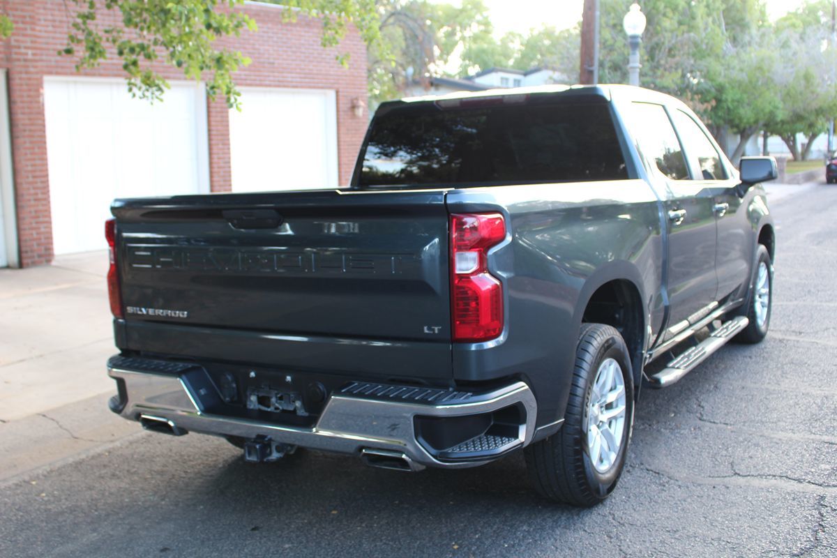 2019 Chevrolet Silverado 1500 LT photo 4