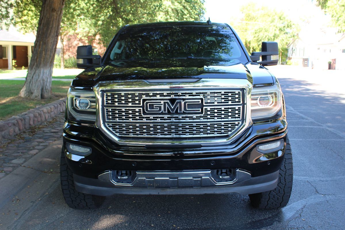 2018 Gmc Sierra 1500 Denali photo 3