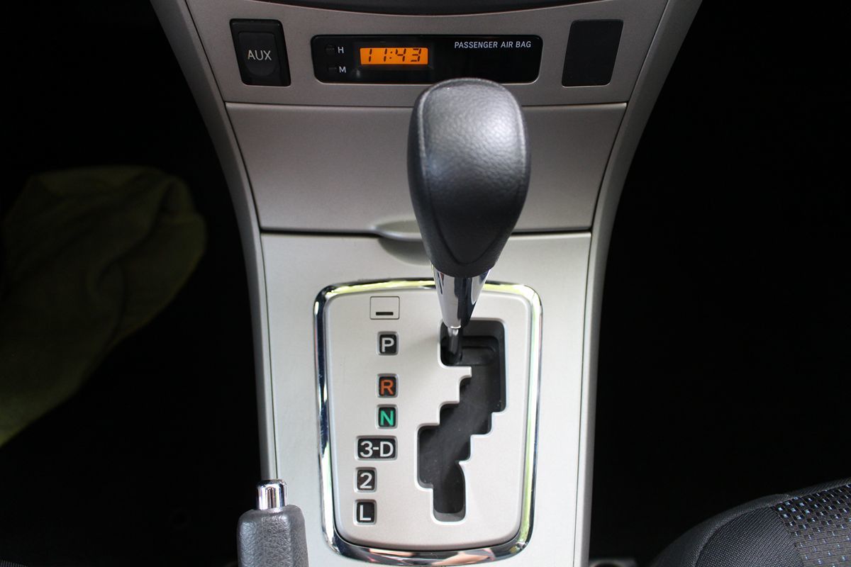 2010 Toyota Corolla S photo 20