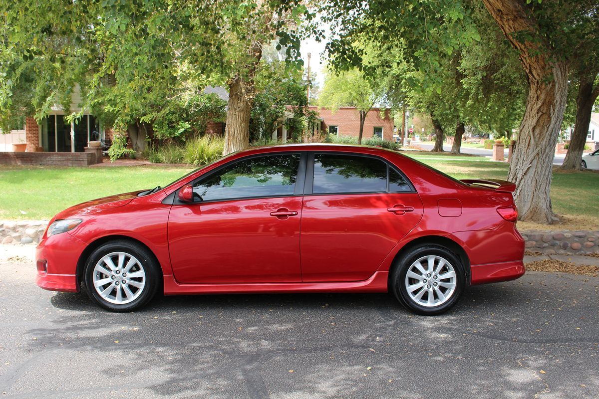 2010 Toyota Corolla S photo 2