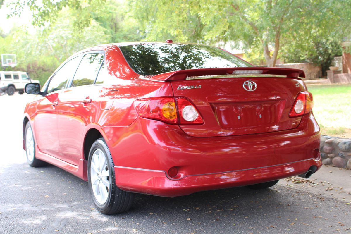 2010 Toyota Corolla S photo 27