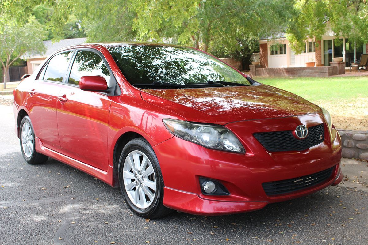 2010 Toyota Corolla S photo 29