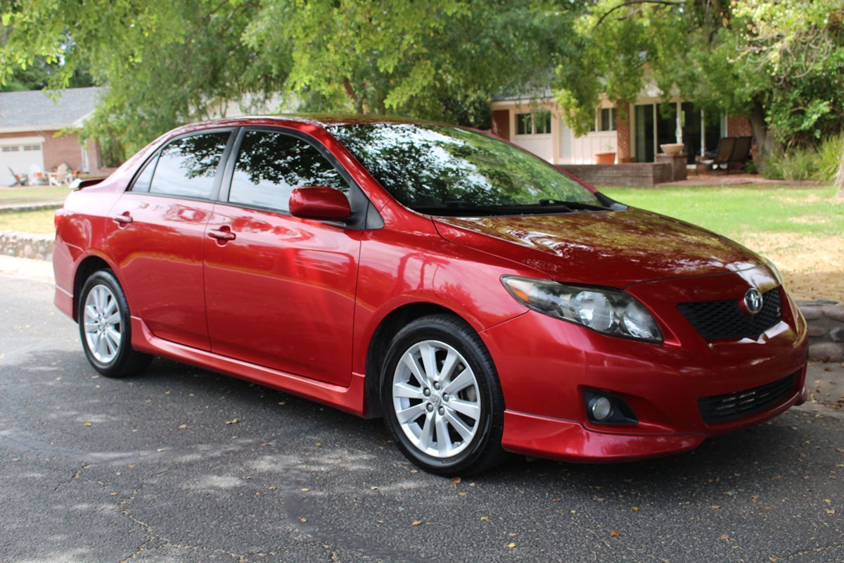2010 Toyota Corolla S photo 30