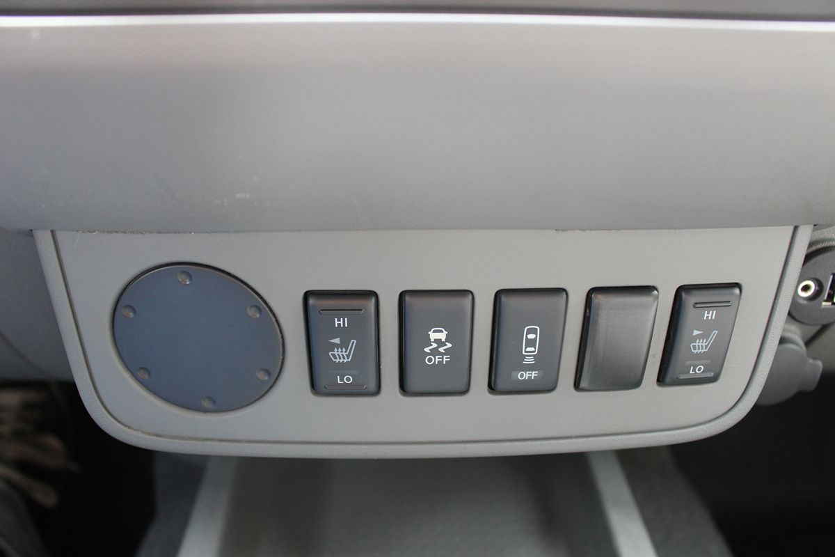 2019 Nissan Frontier SV photo 26