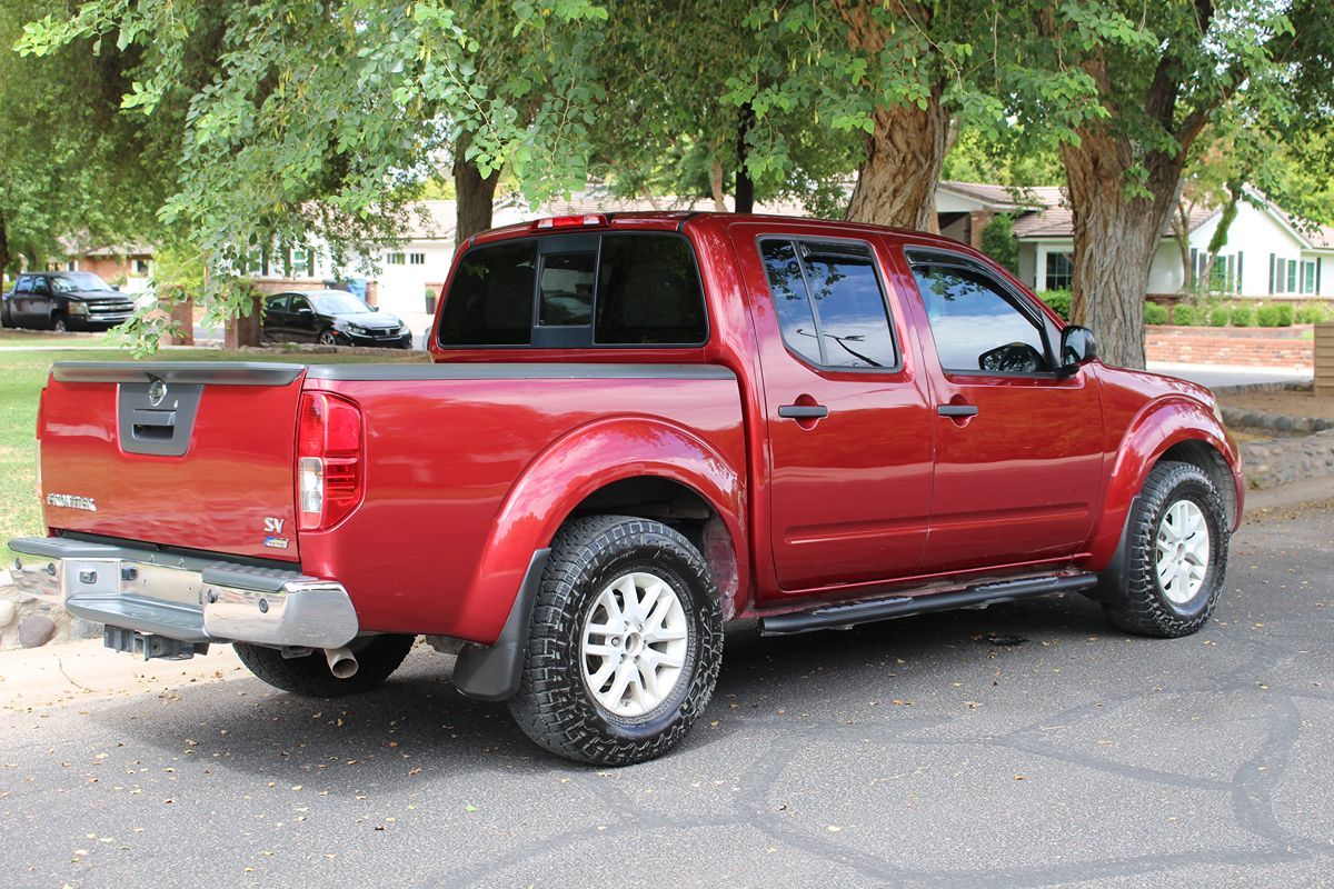 2019 Nissan Frontier SV photo 6