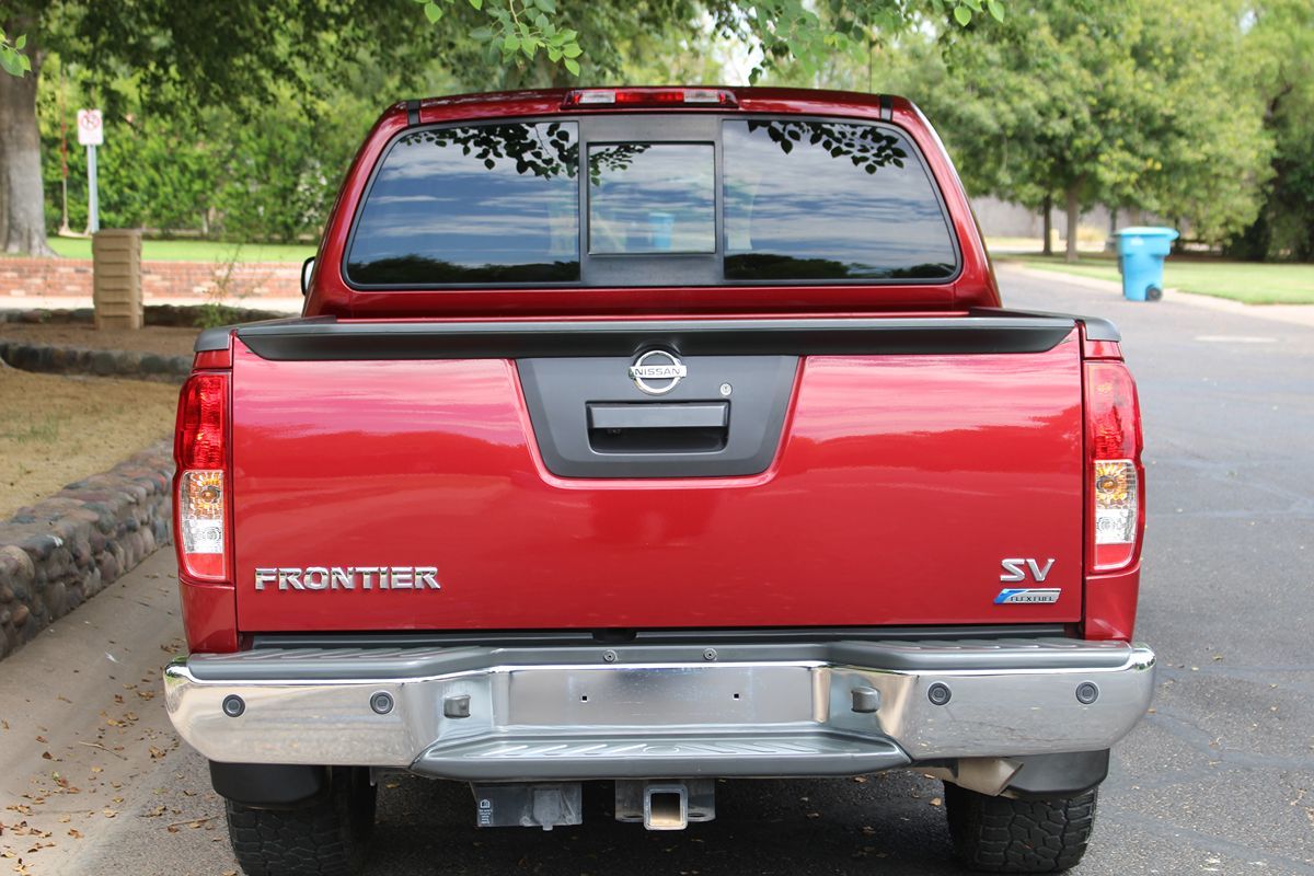 2019 Nissan Frontier SV photo 5