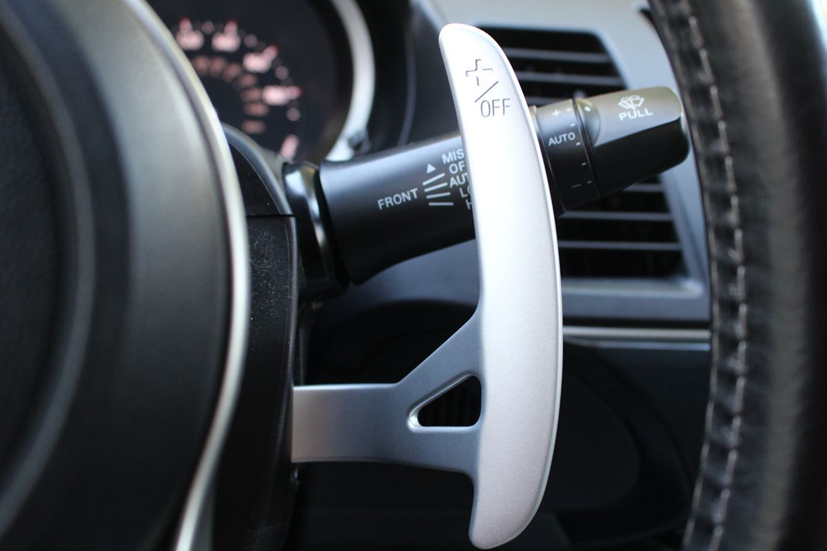 2012 Mitsubishi Lancer Evolution MR photo 28