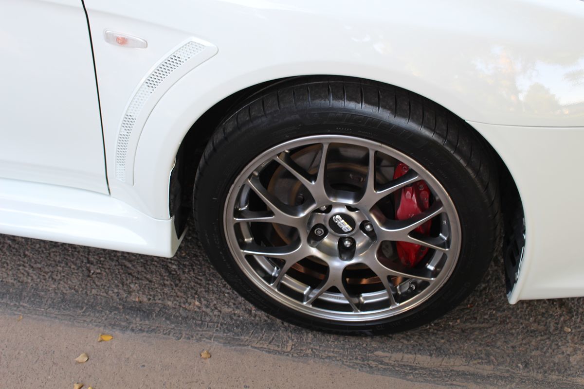 2012 Mitsubishi Lancer Evolution MR photo 49