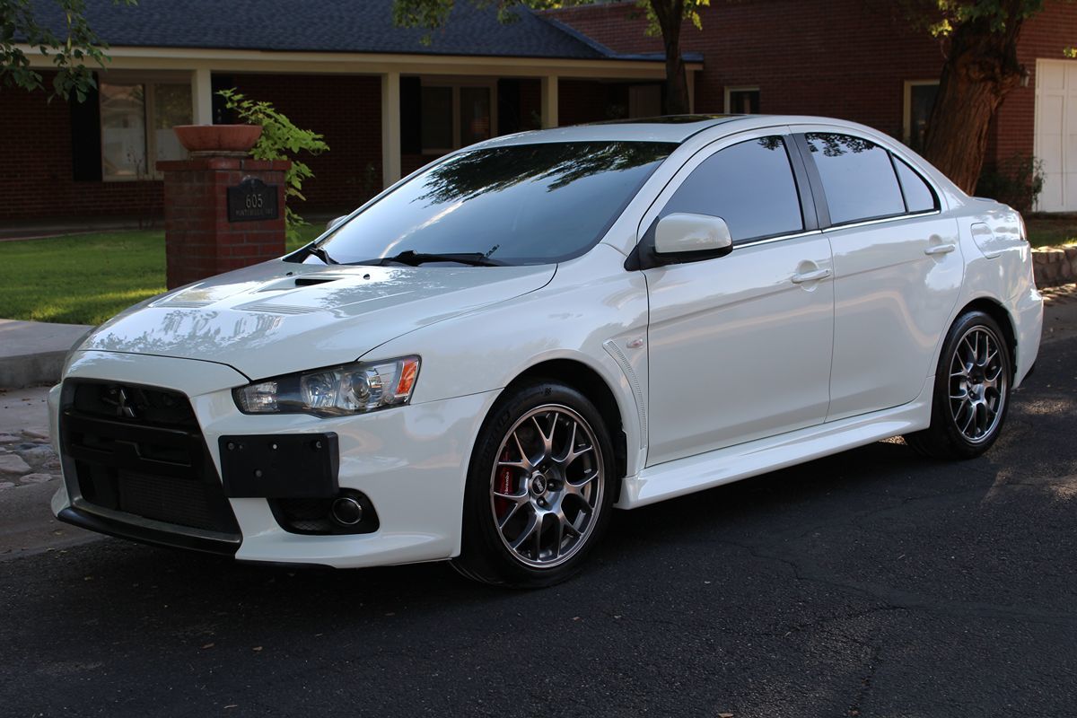 2012 Mitsubishi Lancer Evolution MR photo 36