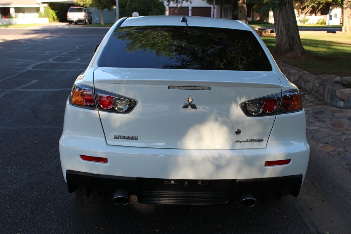 2012 Mitsubishi Lancer Evolution MR photo 5