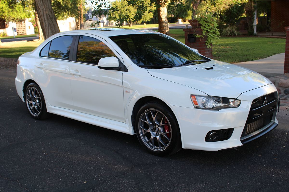 2012 Mitsubishi Lancer Evolution MR photo 42