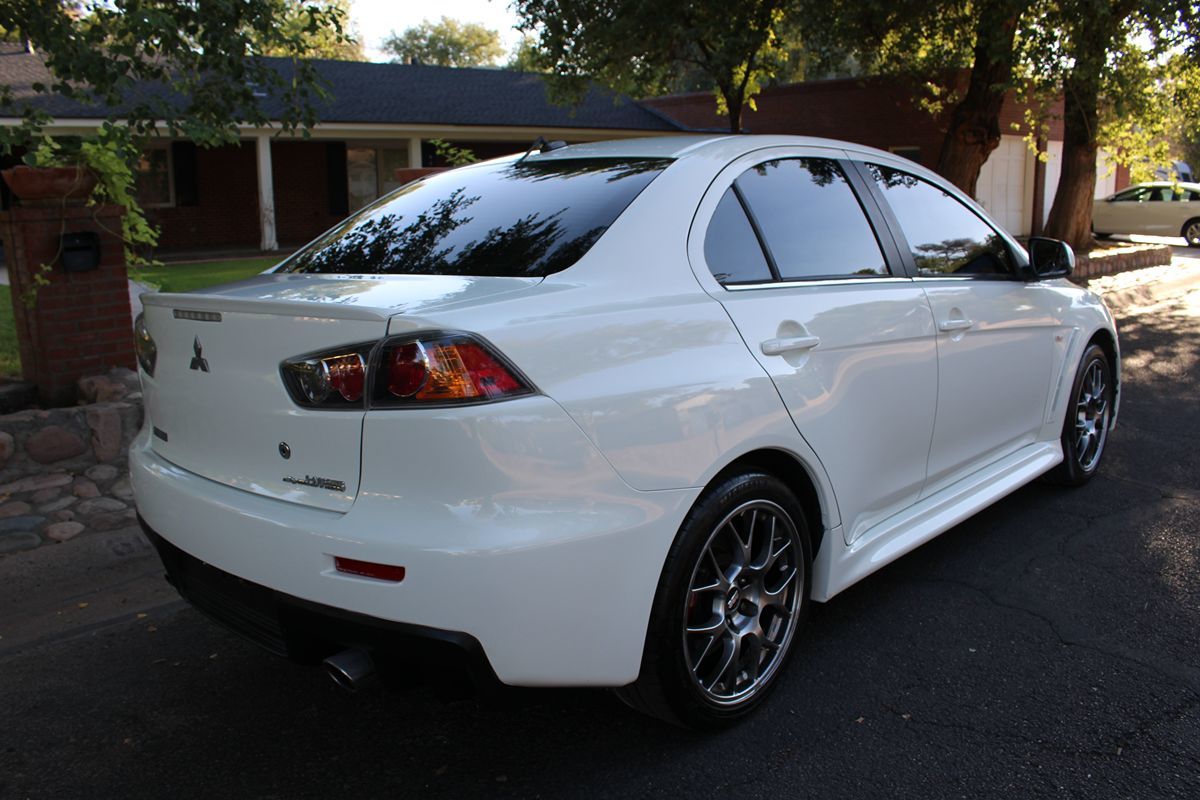2012 Mitsubishi Lancer Evolution MR photo 6