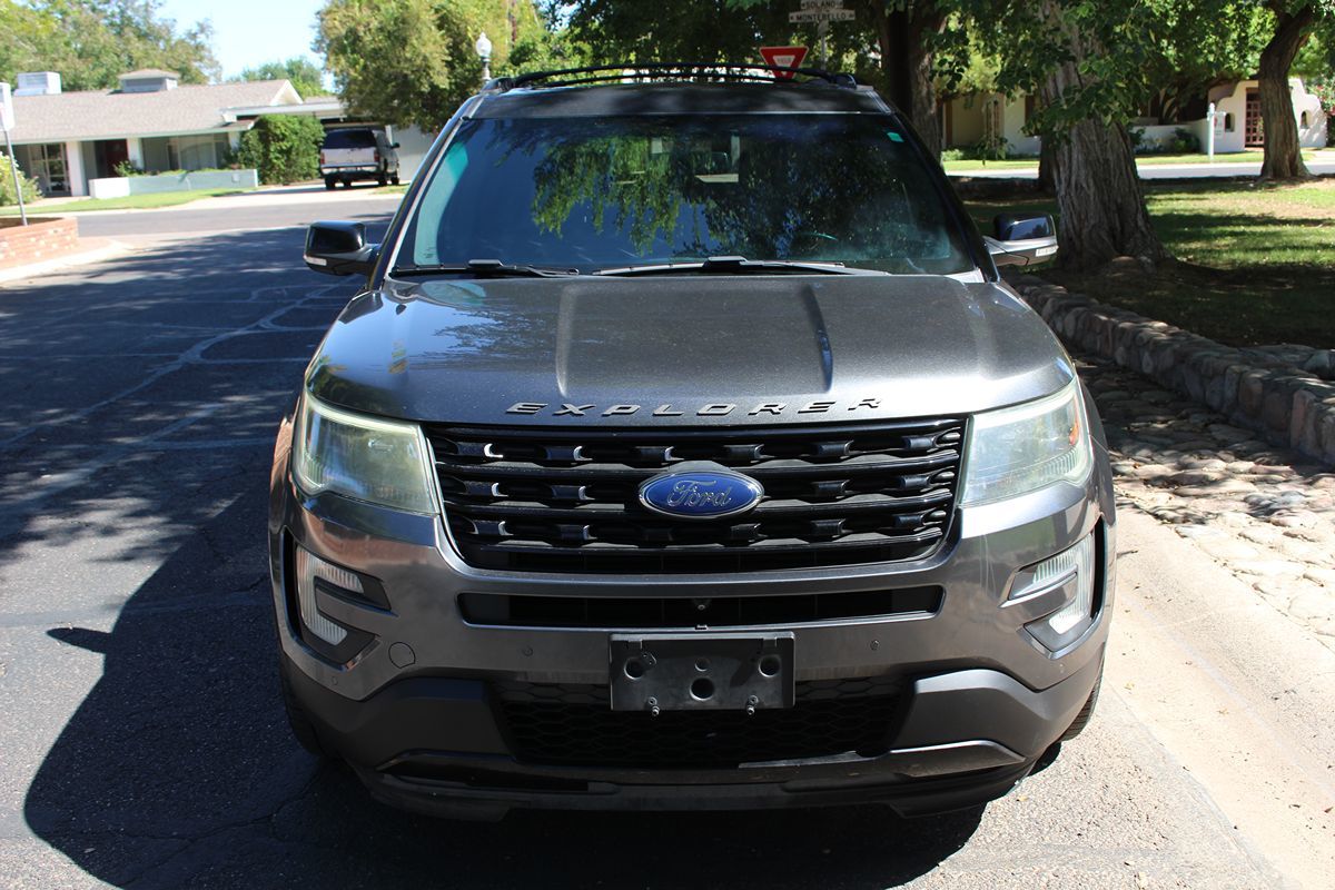 2016 Ford Explorer Sport photo 4