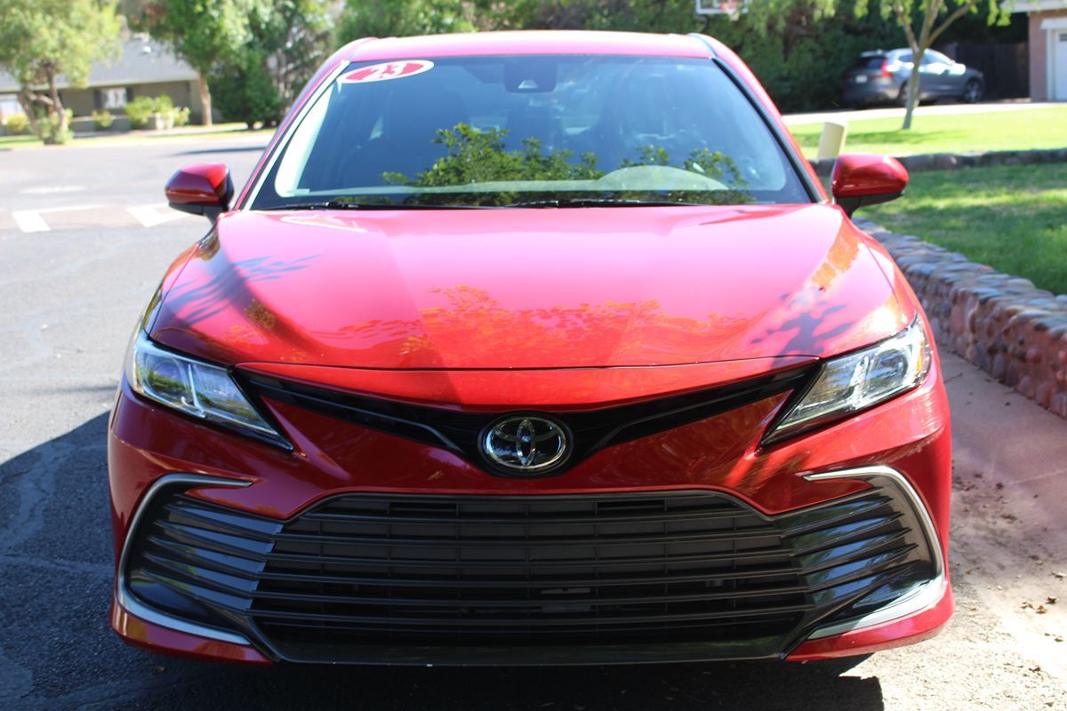 2023 Toyota Camry LE photo 4