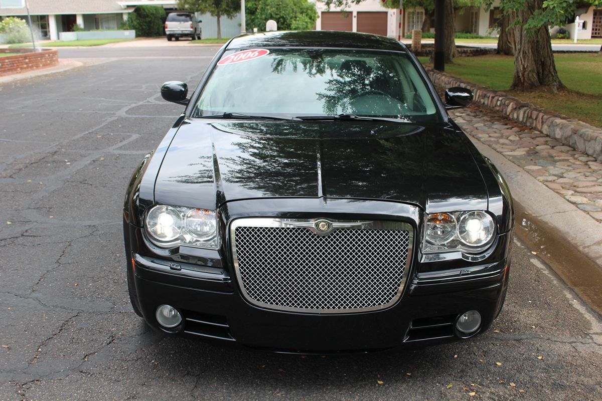 2006 Chrysler 300 C SRT8 photo 4