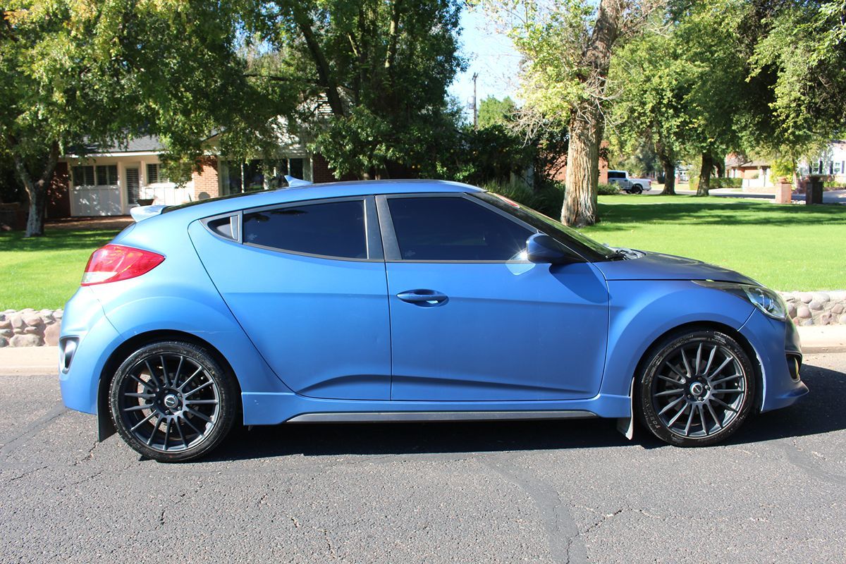 2016 Hyundai Veloster Turbo R-Spec Rally Edition photo 3