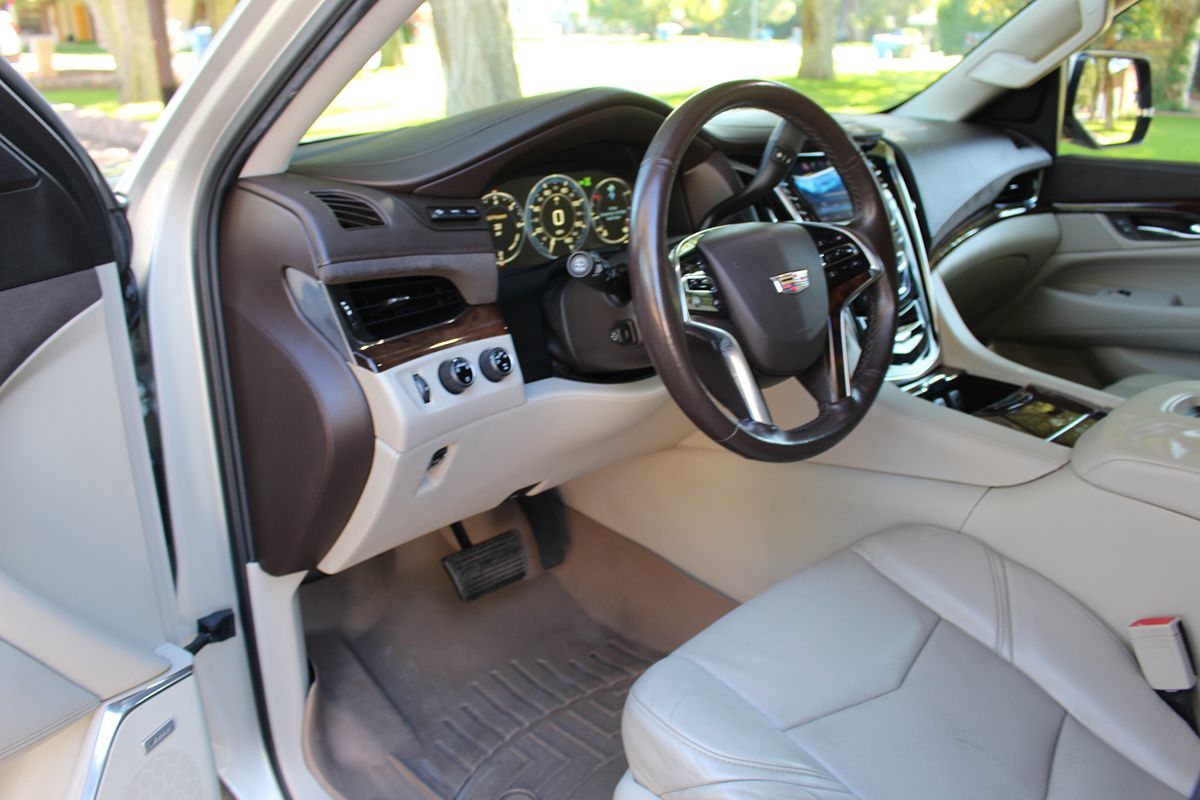2015 Cadillac Escalade ESV Premium - Photo 7