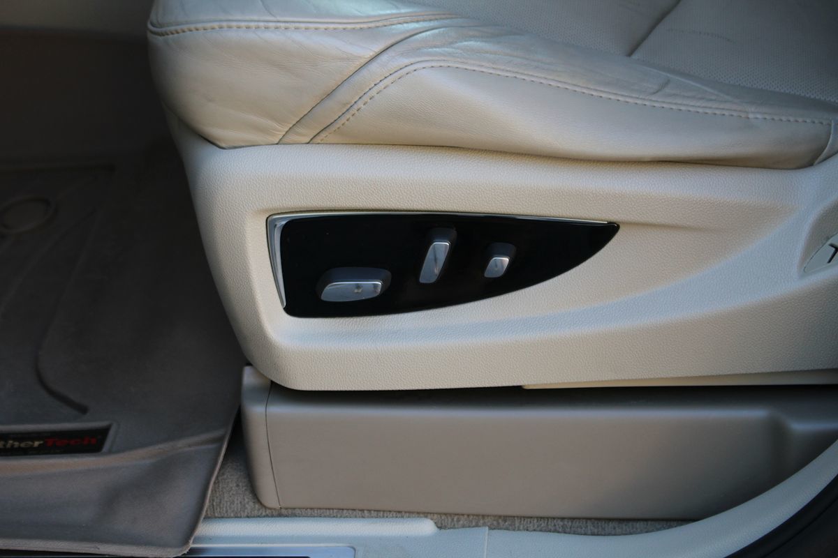 2015 Cadillac Escalade ESV Premium - Photo 9